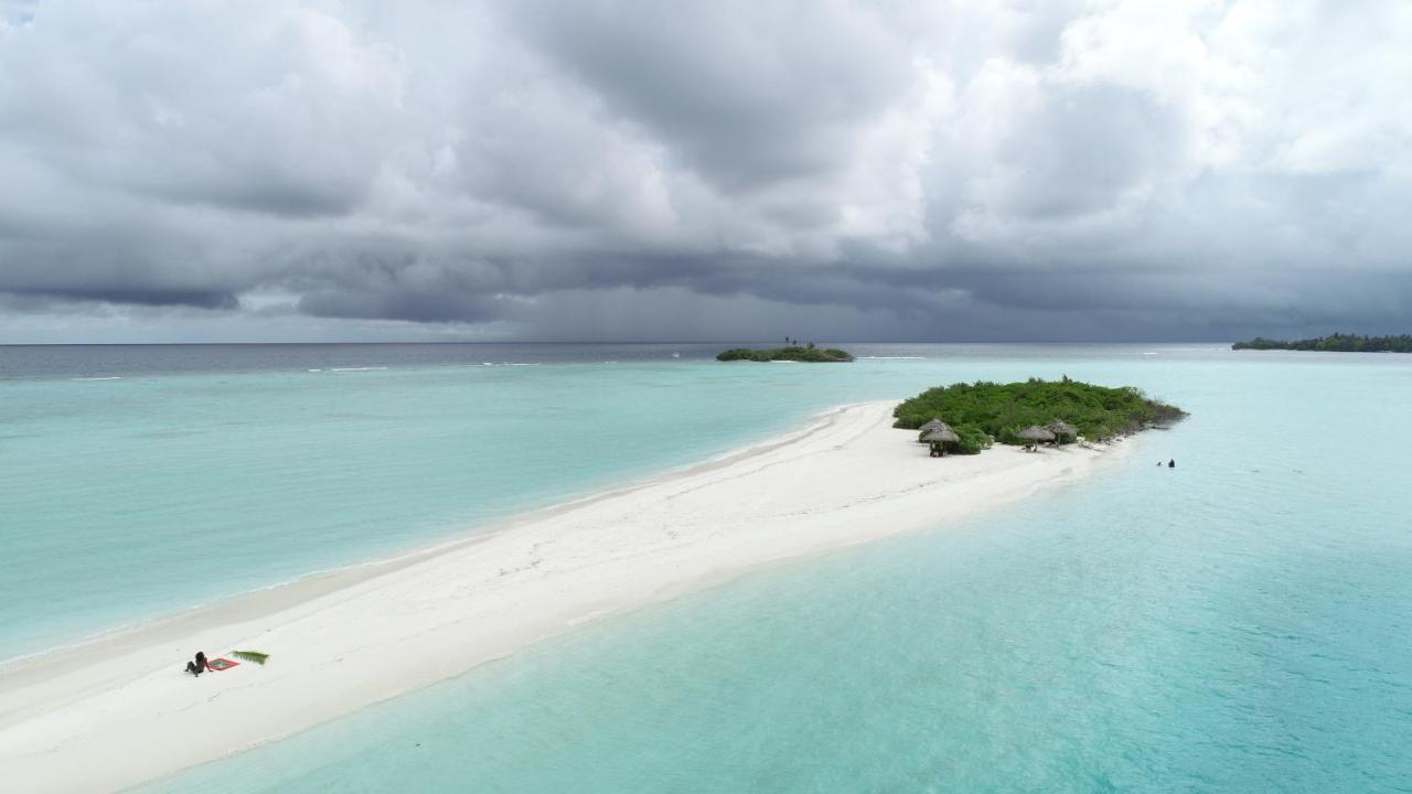 Rasdhoo Wave Blue Bed & Breakfast Bagian luar foto