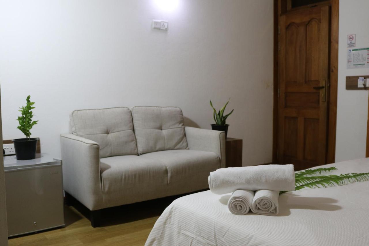 Rasdhoo Wave Blue Bed & Breakfast Bagian luar foto